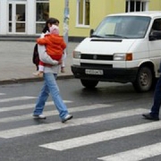 В Омске закрыли автомагазин для безопасности студентов