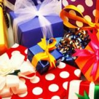Флешка с необычным дизайном – отличный подарок на праздник