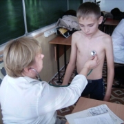 Российских детей будут проверять на курение