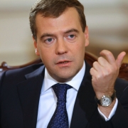 Медведев даст денег на строительство омской поликлиники