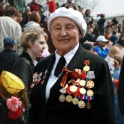 Школьники и студенты готовятся к 9 мая